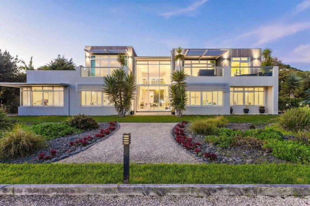 Waiheke Waterfront Lodge Oneroa Exteriör bild